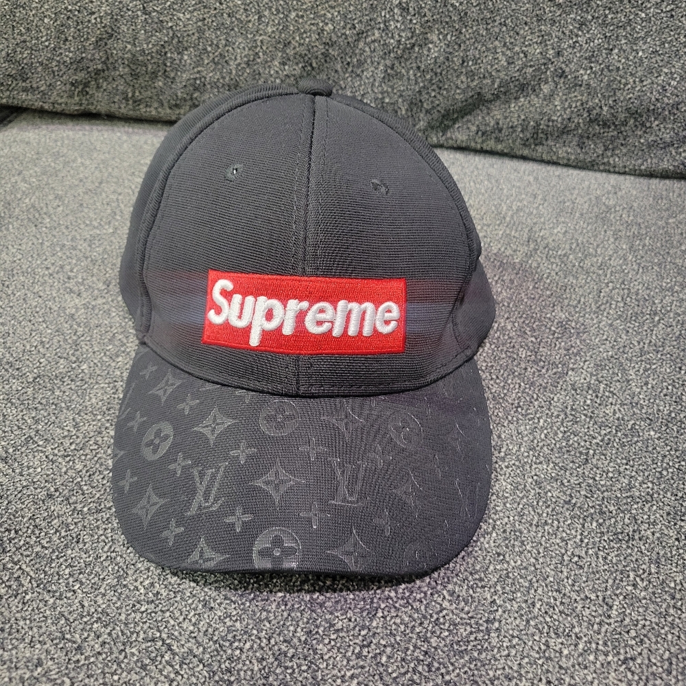 Supreme logo baseball adjustable cap